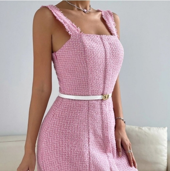 CHIC DOLLS PINK TWEED DRESS CHIC CLASSY - Picture 5 of 6